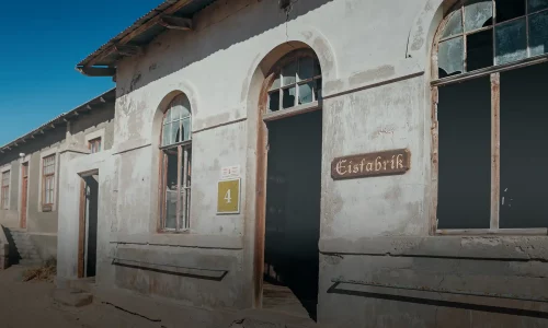 Gewerbeobjekte-gradient-black-transparent